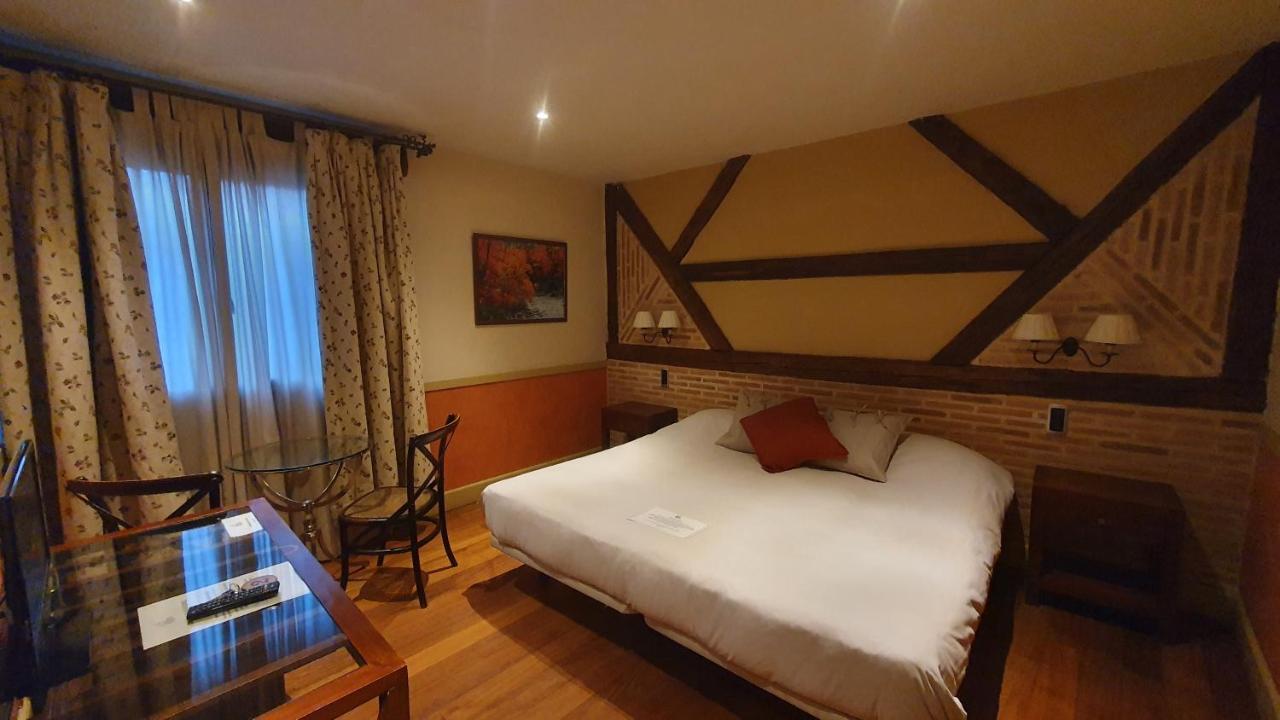 Hotel El Rincon De Rascafría Esterno foto
