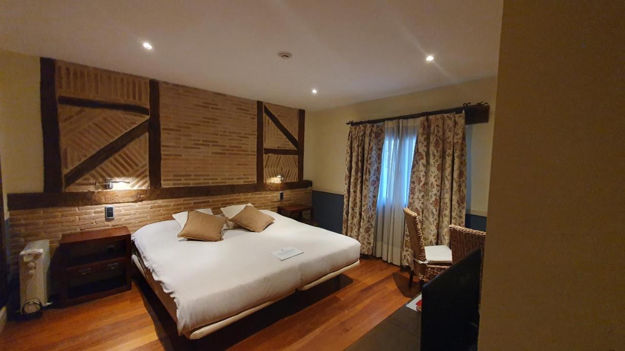 Hotel El Rincon De Rascafría Esterno foto